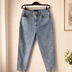 Missguided + Light Blue Straight Leg Jeans